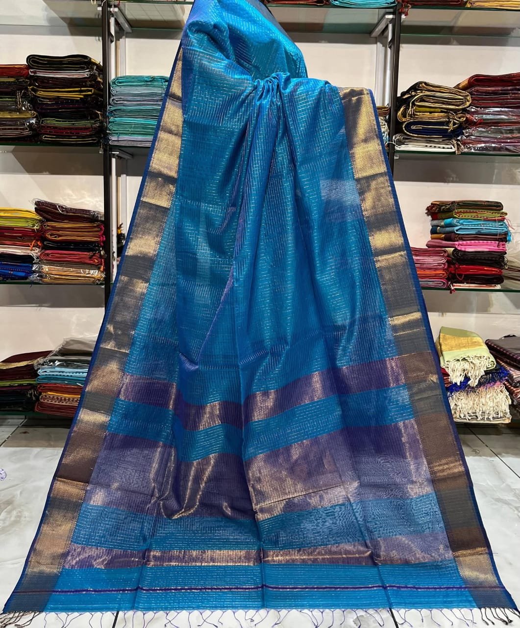 Handloom Maheshwari Silk Saree8